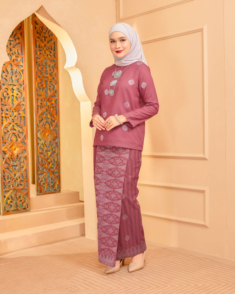 KURUNG MAHSURI (KEDAH) - Songket Jalur | Dusty Pink - Maroon