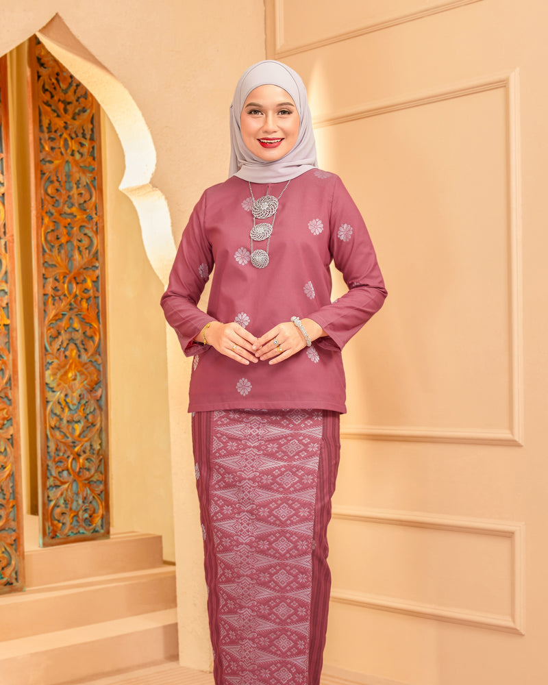 KURUNG MAHSURI (KEDAH) - Songket Jalur | Dusty Pink - Maroon