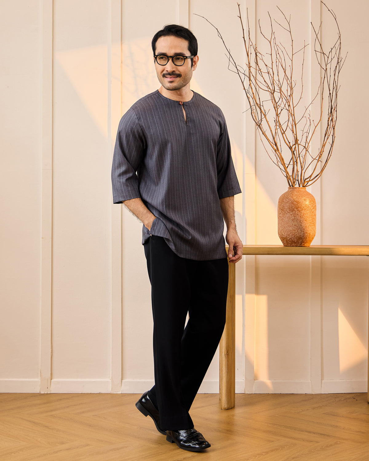 KURTA NADI (STRIPES) - BLACK