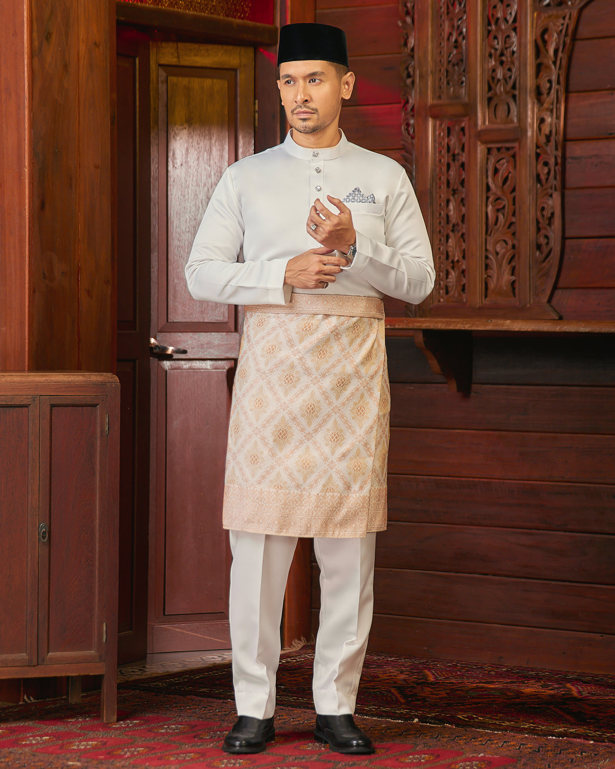 INSTANT ADIKARA - PEACH/GOLD (AK22)