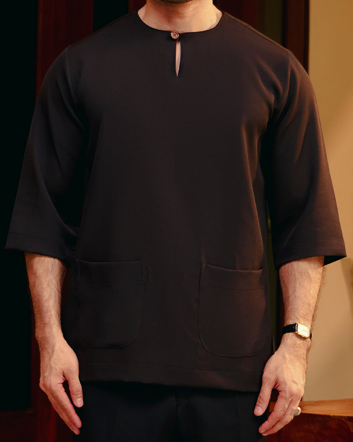 KURTA LAKSAMANA (PLAIN) FRONT POCKET - BLACK