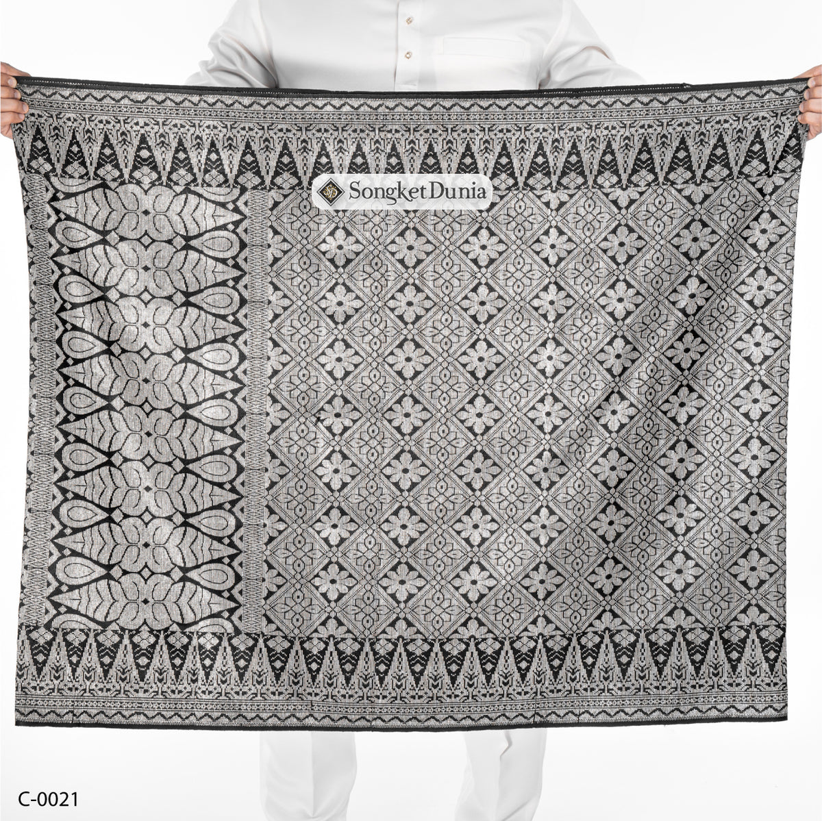 BLACK - SILVER (C-0021) | Classic