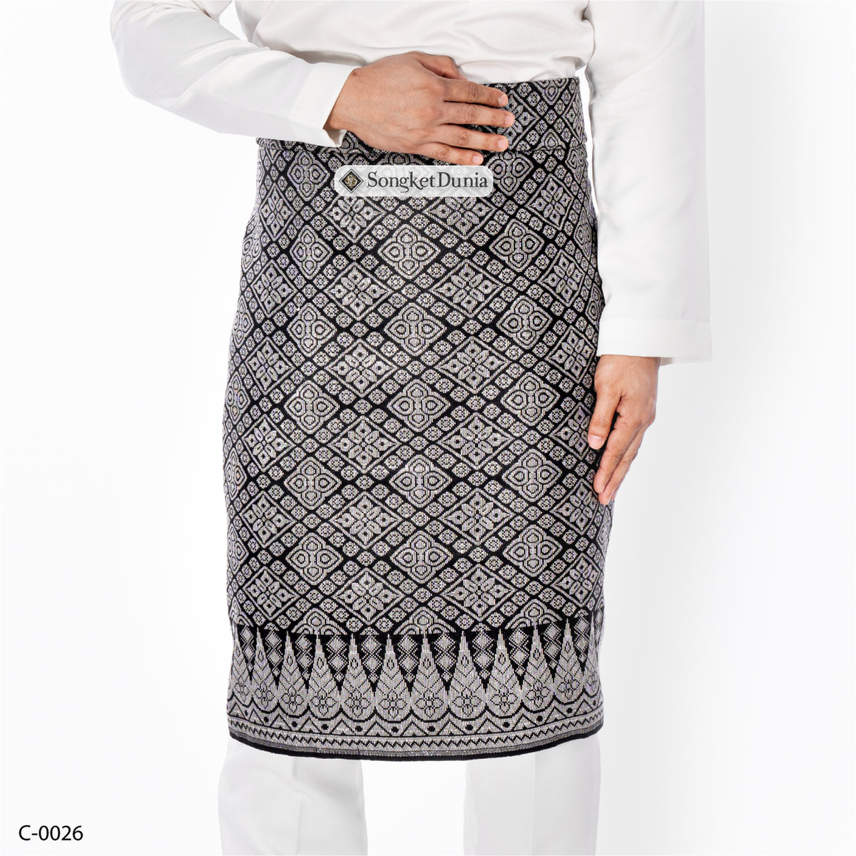 BLACK - SILVER (C-0026) | Classic