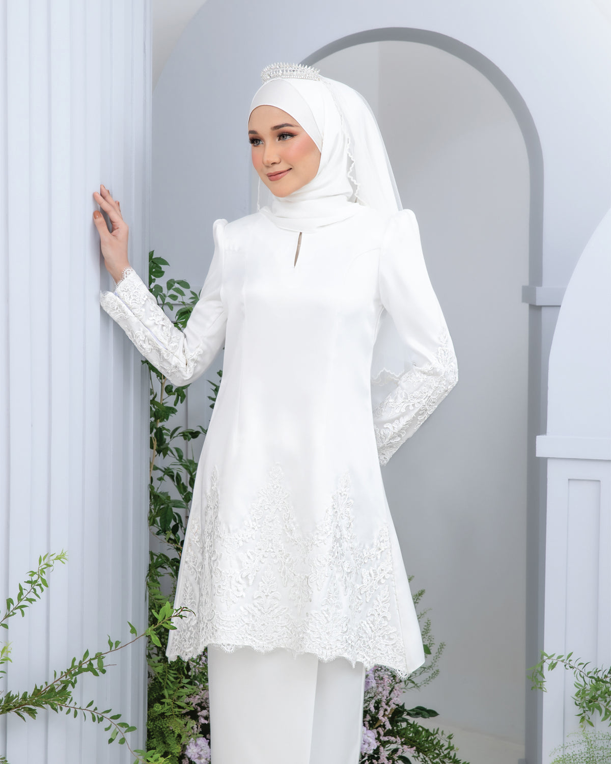 DAHLIA KURUNG ( OFF WHITE)