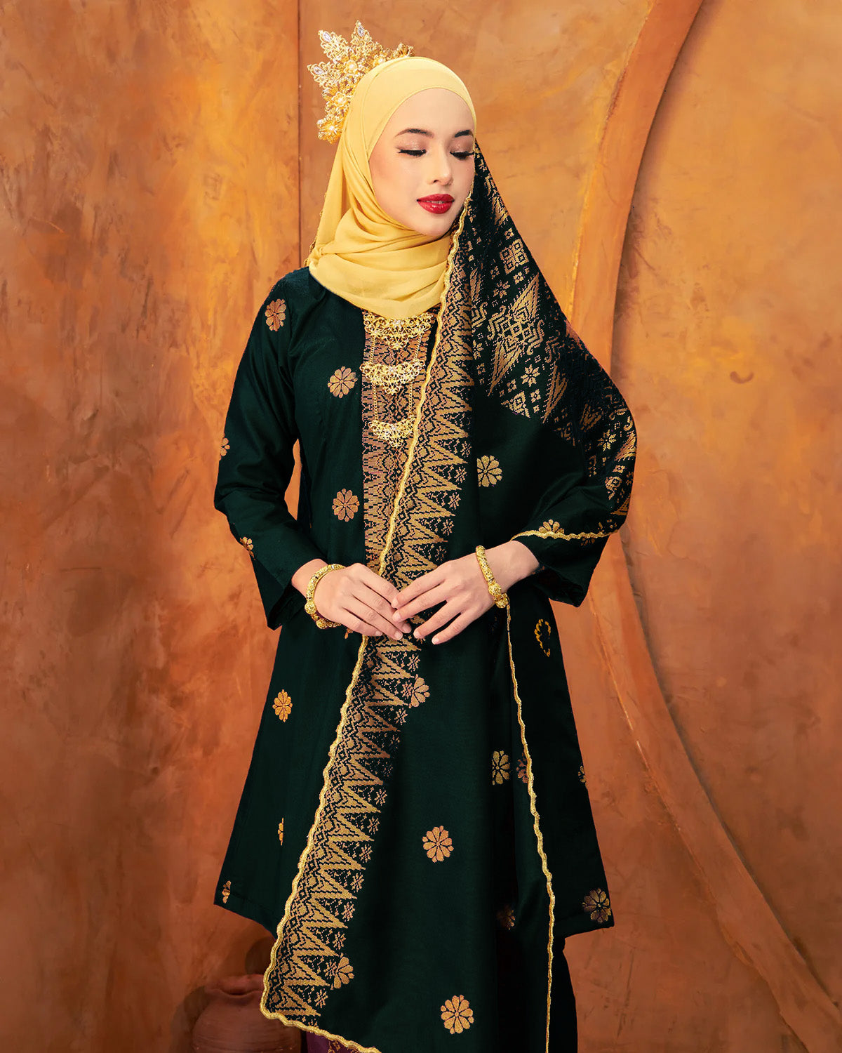 Selendang Songket | Dark Emerald Green Gold (Thalia)
