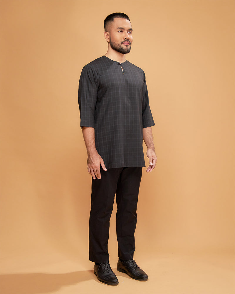 KURTA JEBAT (Checked) - BLACK