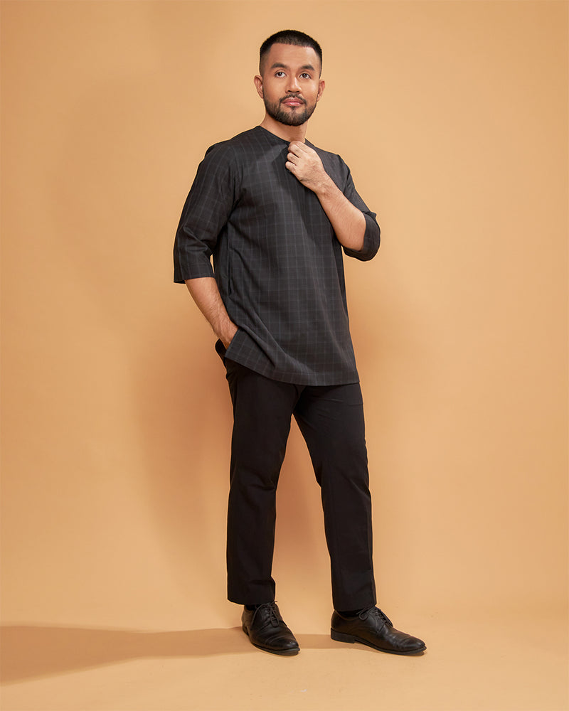 KURTA JEBAT (Checked) - BLACK