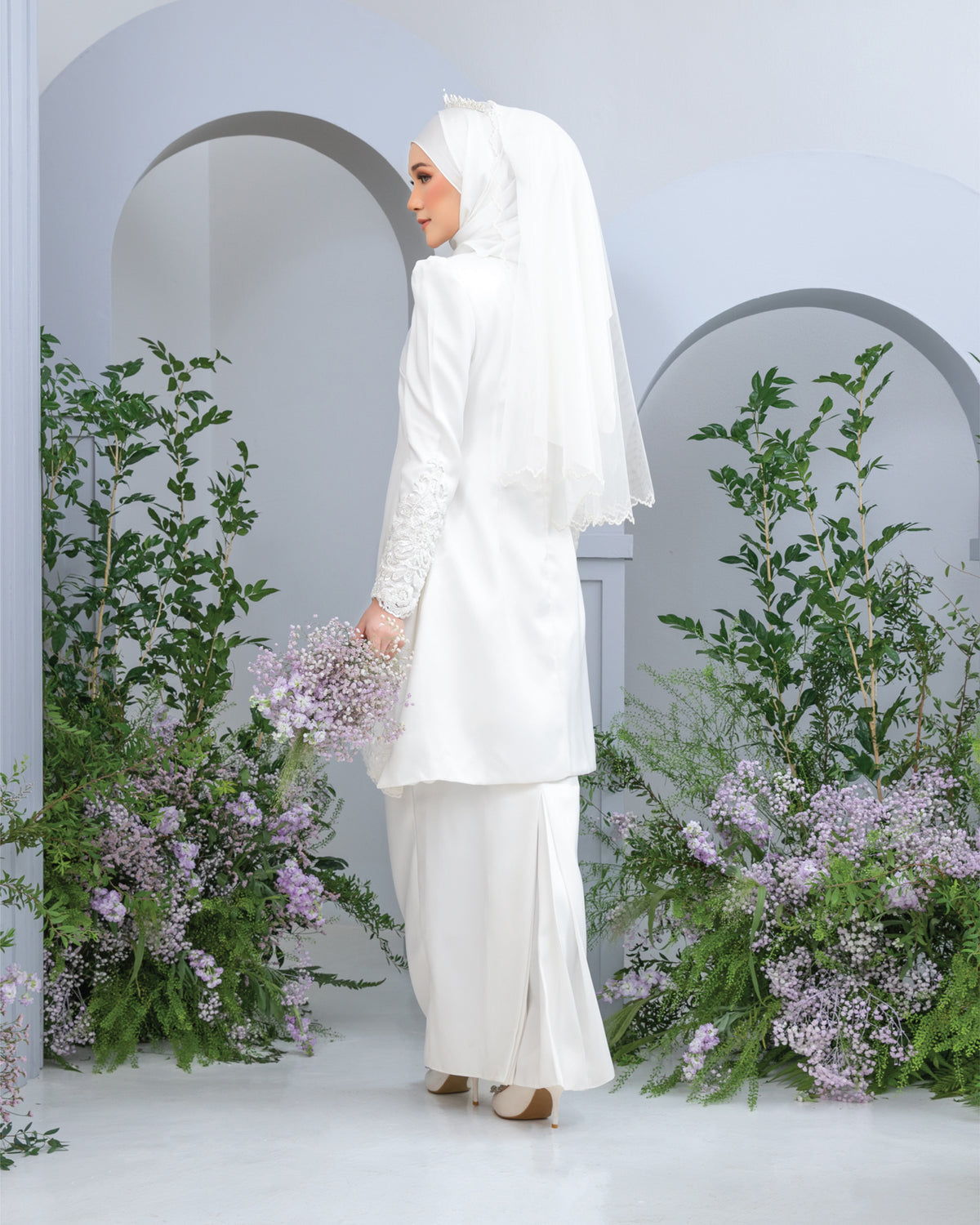 ISABELL KURUNG ( OFF WHITE)