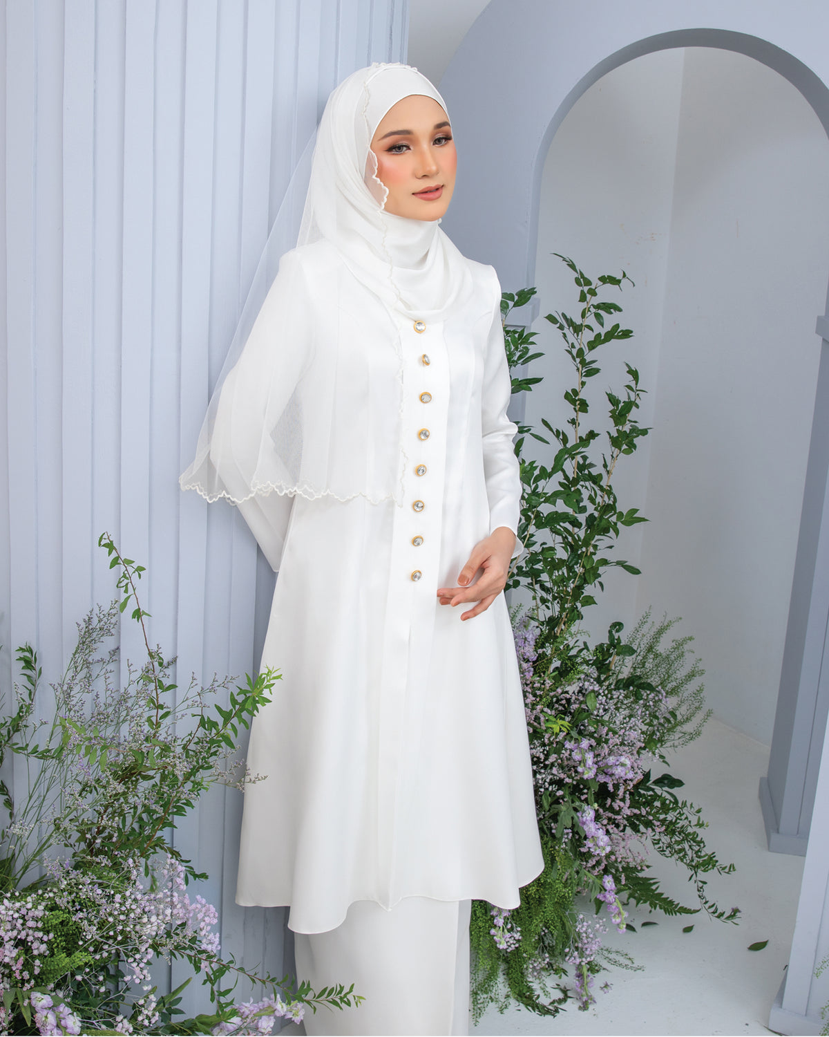 KUNTUM KURUNG ( OFF WHITE)