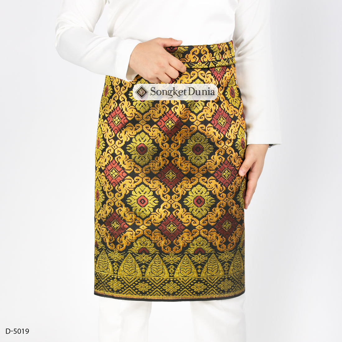 BLACK GOLD - Red (D-5019) | Majestic