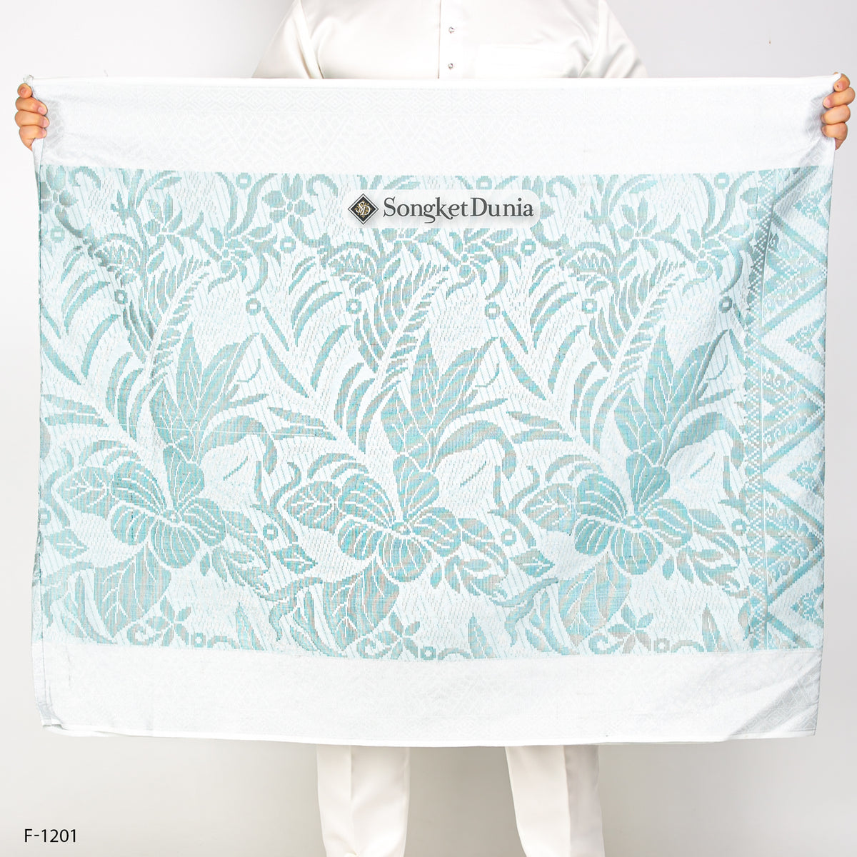 WHITE SILVER - Turquoise (F-1201) | Majestic