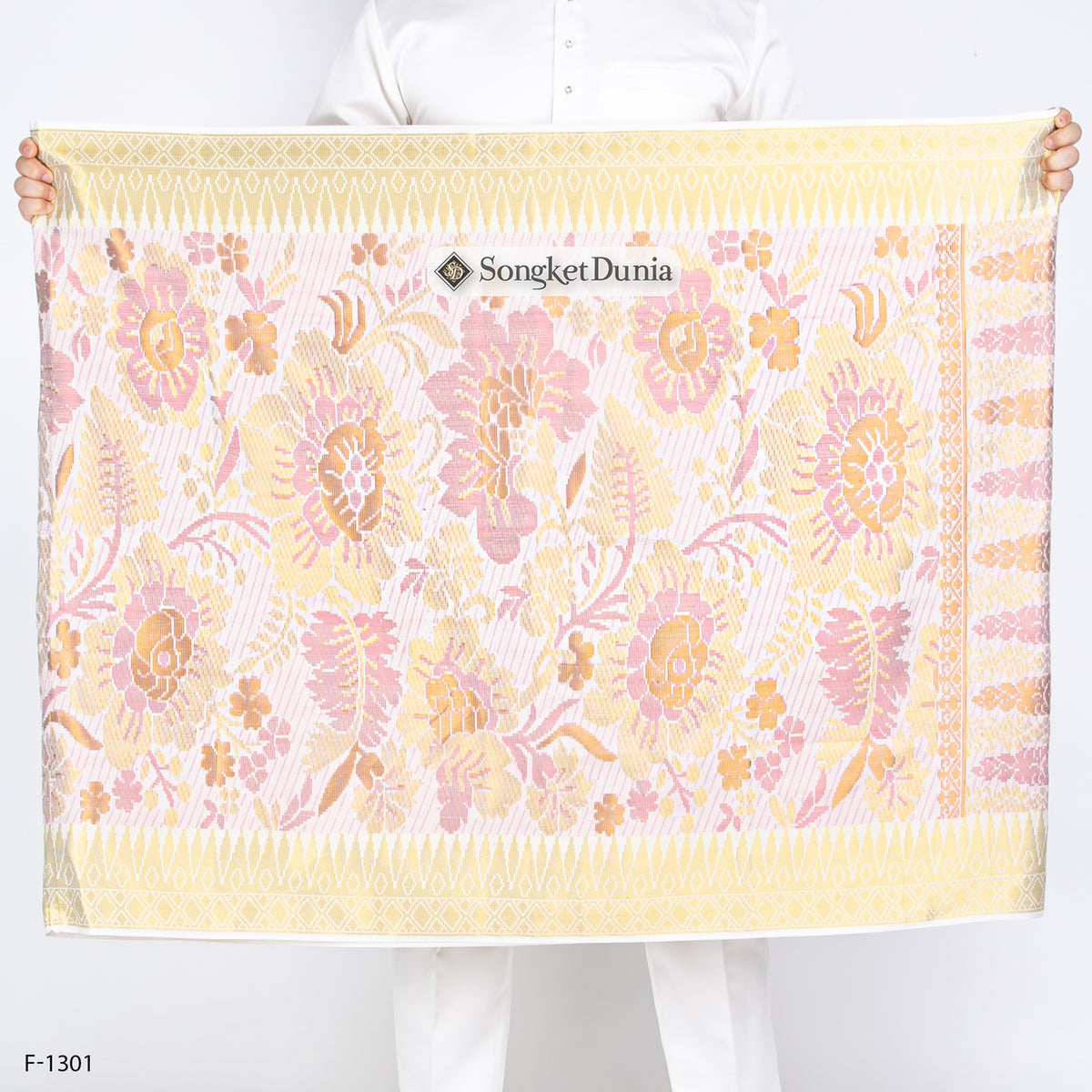 OFF WHITE GOLD - Red (F-1301) | Majestic