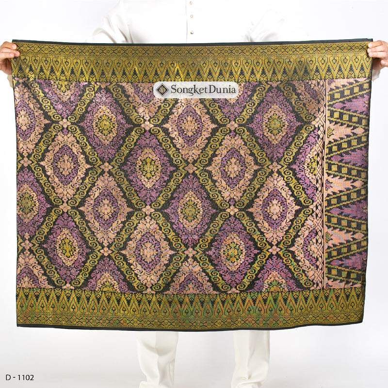 BLACK GOLD - Purple (D1102) | Majestic